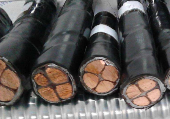 南粵電線(xiàn)電纜廠(chǎng)家分享電焊機(jī)電纜的幾個(gè)特性是什么.jpg